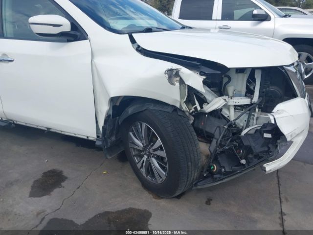 Nissan Pathfinder Sv 2wd Image 4