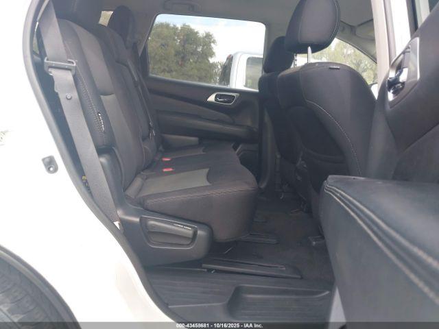 Nissan Pathfinder Sv 2wd Image 5