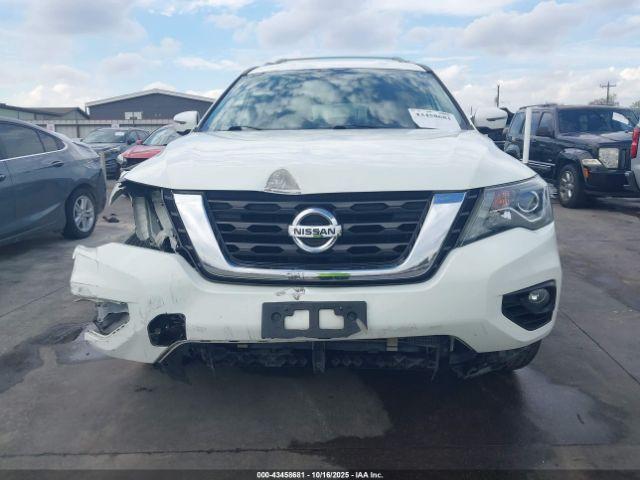 Nissan Pathfinder Sv 2wd Image 12