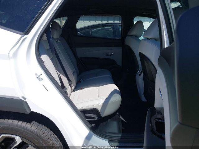 Hyundai TUCSON Limited Image 13