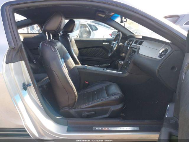 Ford Mustang Image 18