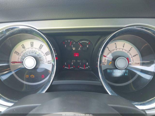 Ford Mustang Image 4