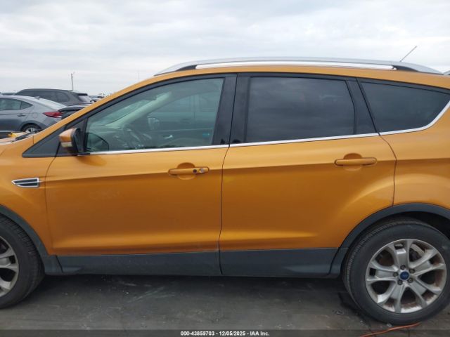 Ford Escape Titanium Image 19
