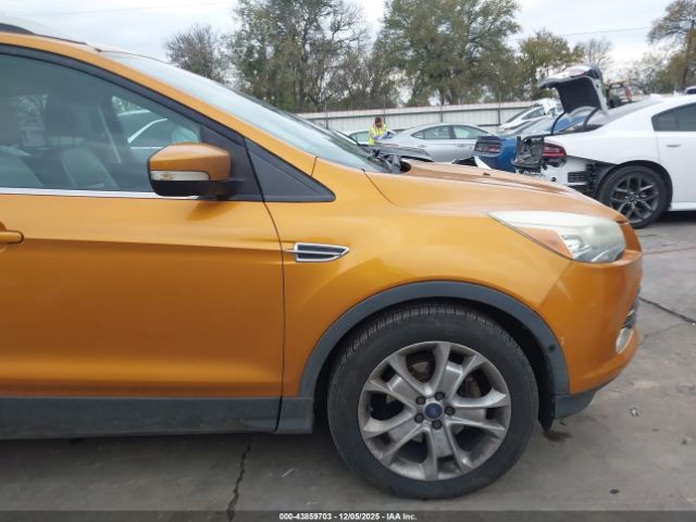 Ford Escape Titanium Image 5