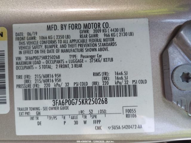 Ford Fusion S Image 10