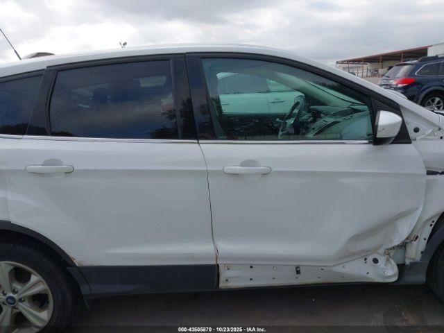 Ford Escape Se Image 9