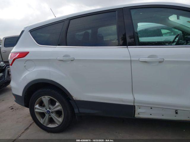 Ford Escape Se Image 18