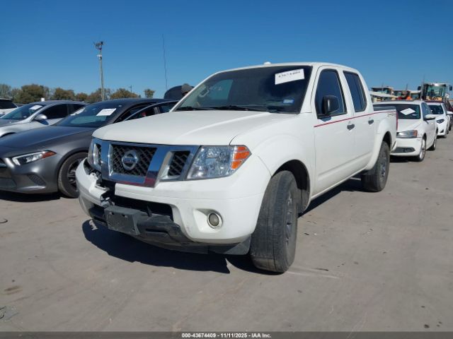 Nissan Frontier Desert Runner Image 10