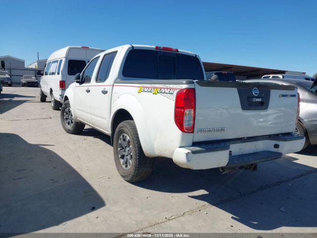 Nissan Frontier Desert Runner Image 16