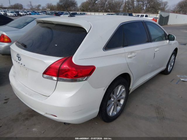 Toyota Venza Image 10