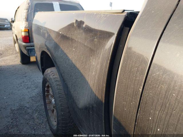 Dodge Ram 1500 St Image 9