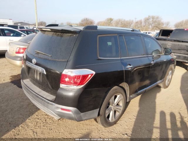 Toyota Highlander Limited V6 Image 2