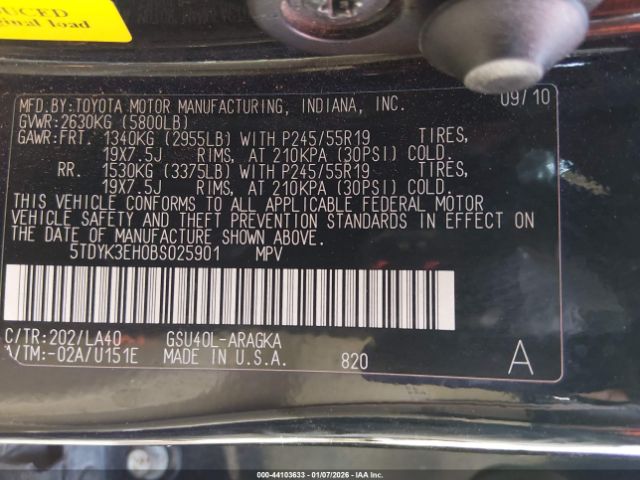 Toyota Highlander Limited V6 Image 16