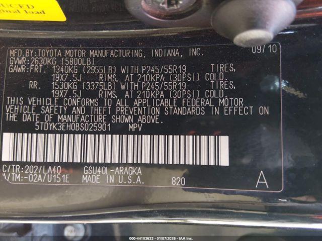 Toyota Highlander Limited V6 Image 16