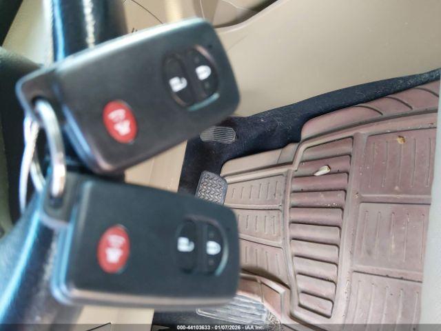 Toyota Highlander Limited V6 Image 6