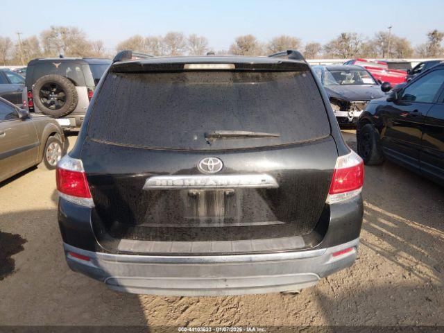 Toyota Highlander Limited V6 Image 13