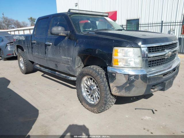  Salvage Chevrolet Silverado 2500