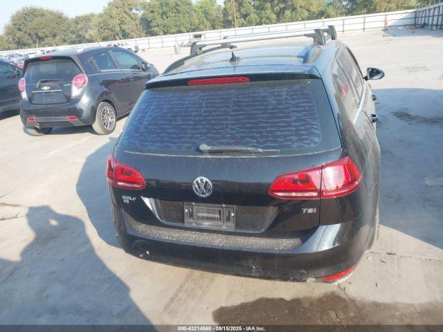 Volkswagen Golf Tsi Se 4-door Image 14