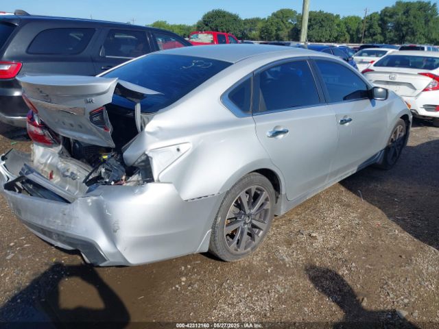 Nissan Altima 2.5 Sr Image 12