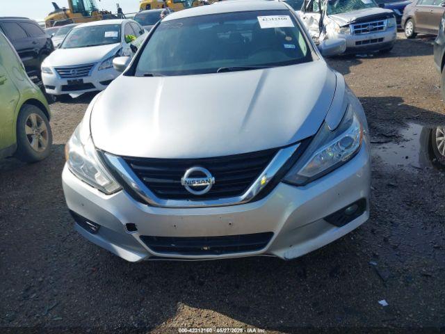 Nissan Altima 2.5 Sr Image 13