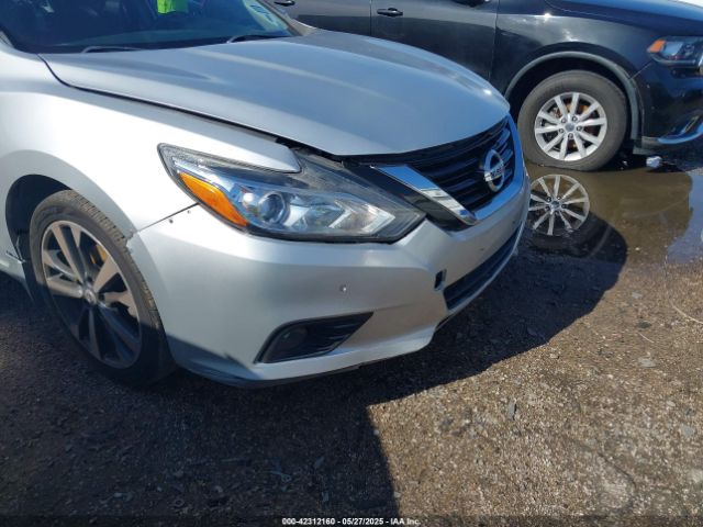 Nissan Altima 2.5 Sr Image 8