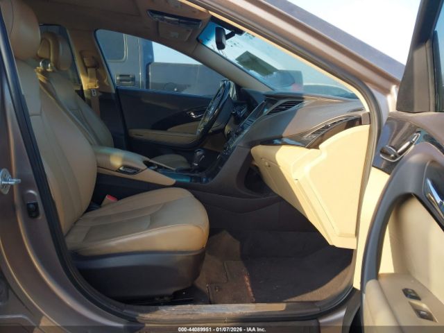 Hyundai Azera Image 9