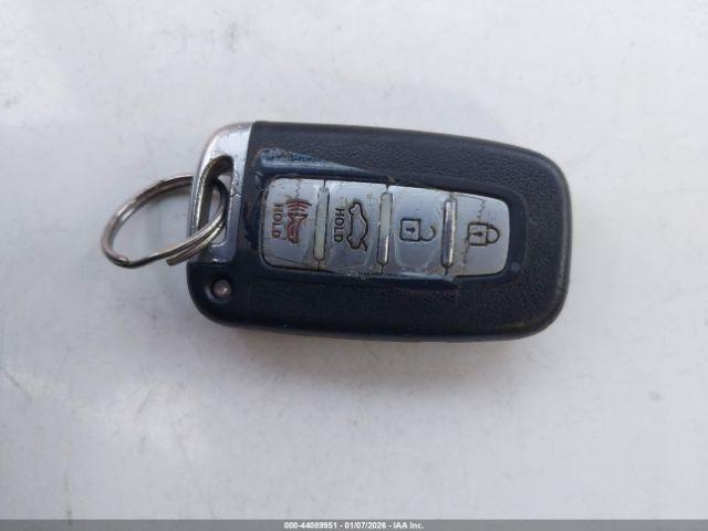 Hyundai Azera Image 10