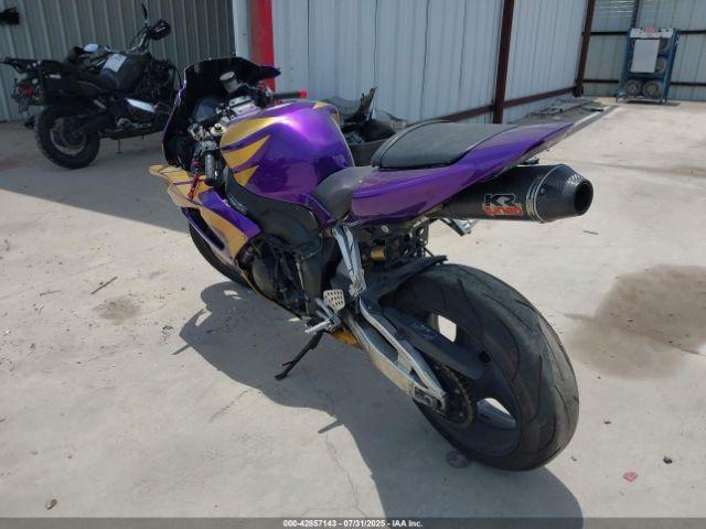 Honda Cbr1000 Rr Image 9