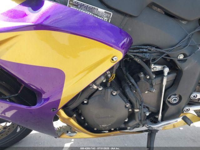 Honda Cbr1000 Rr Image 14