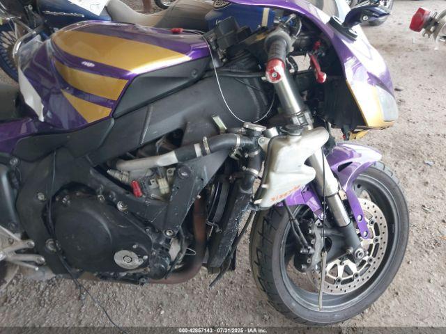 Honda Cbr1000 Rr Image 15