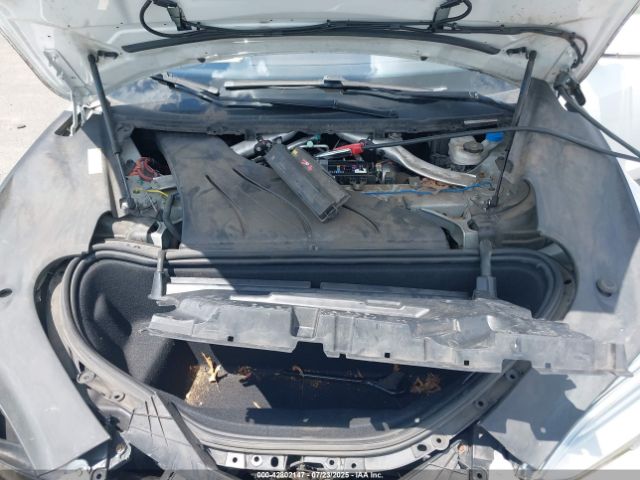 Tesla Model S Image 7