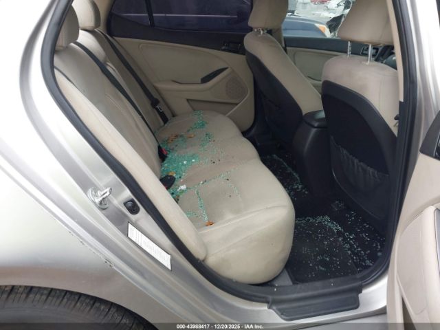 Kia Optima Lx Image 4