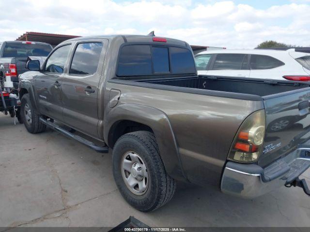 Toyota Tacoma Prerunner Image 5