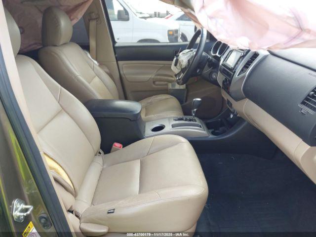 Toyota Tacoma Prerunner Image 11