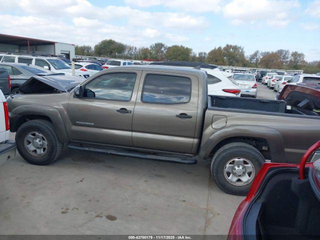 Toyota Tacoma Prerunner Image 10