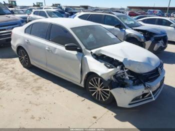  Salvage Volkswagen Jetta