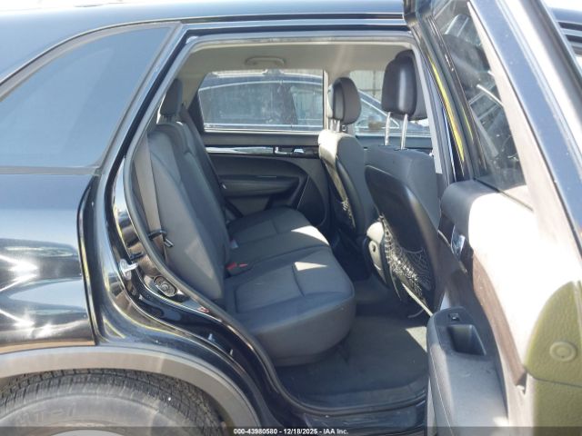 Kia Sorento Lx Image 13