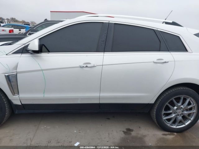 Cadillac SRX Premium Collection Image 6