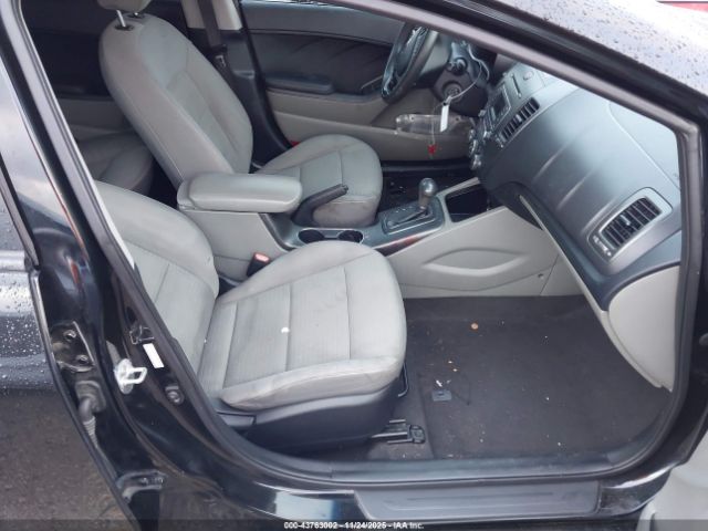 Kia Forte Lx Image 7