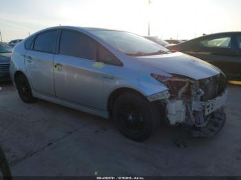  Salvage Toyota Prius