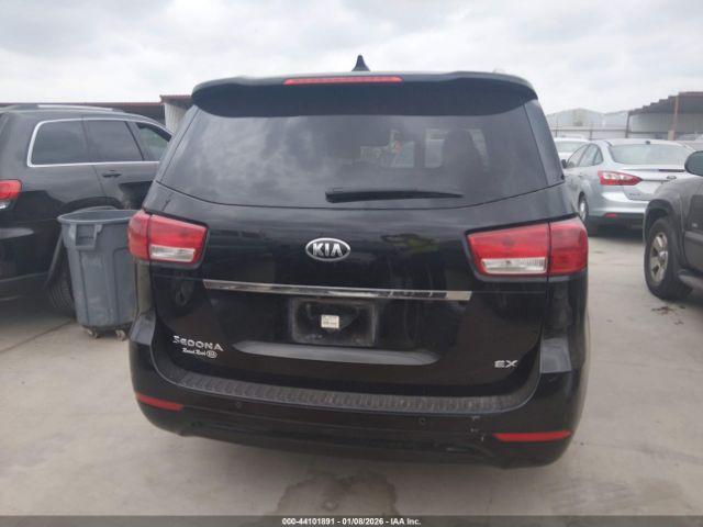 Kia Sedona Ex Image 15