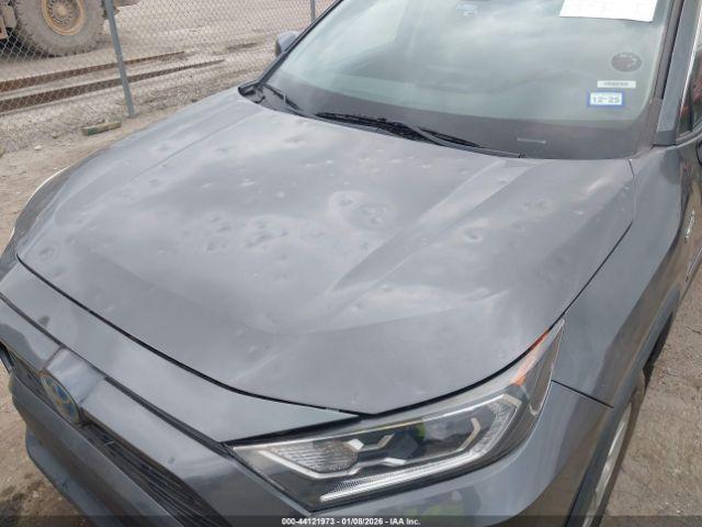 Toyota RAV4 Xle Premium Image 20