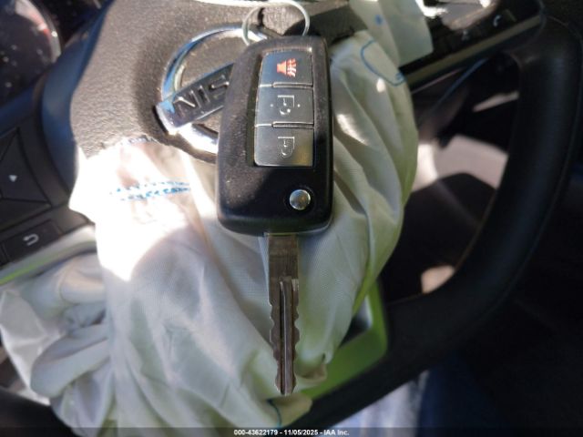 Nissan Rogue S Image 17