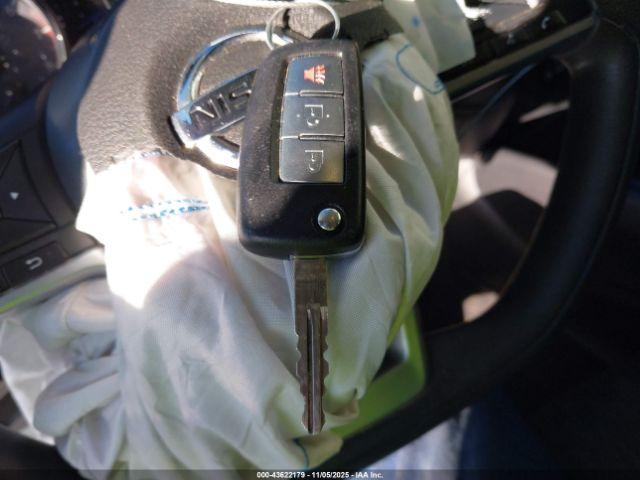 Nissan Rogue S Image 17