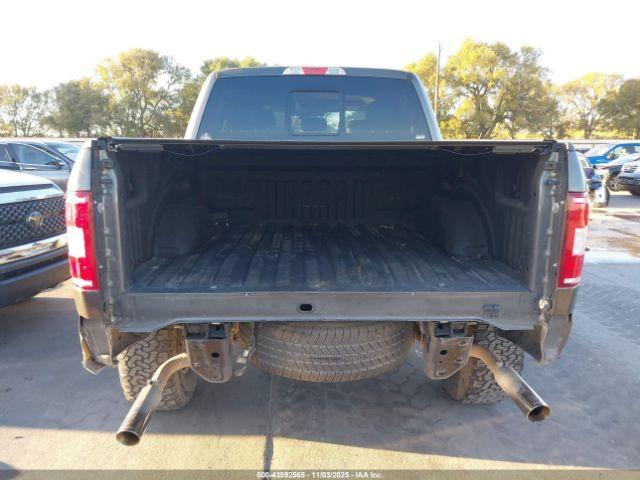 Ford F-150 Xlt Image 8