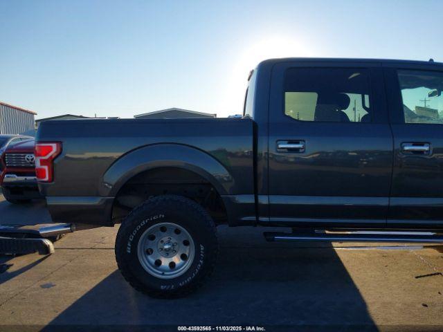 Ford F-150 Xlt Image 14