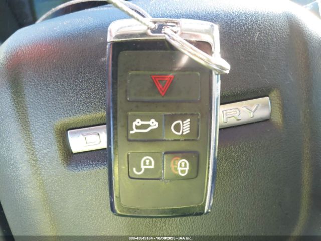 Land Rover Discovery Hse Luxury Image 8