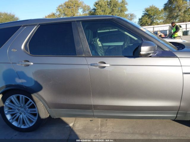 Land Rover Discovery Hse Luxury Image 11