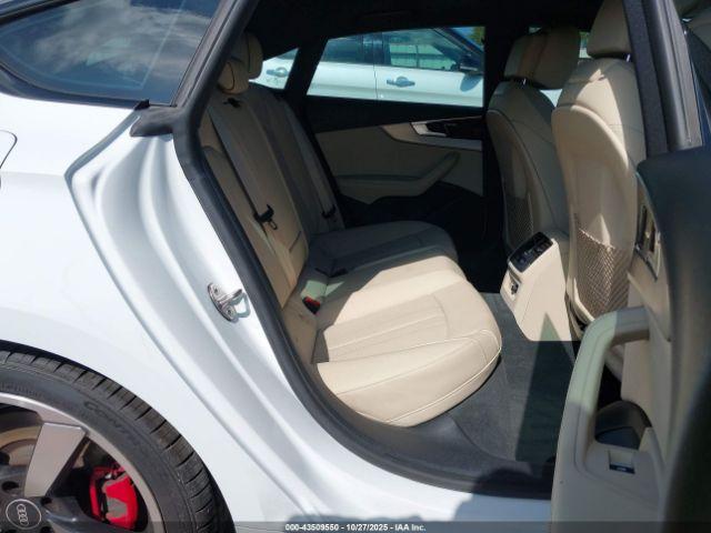 Audi A5 Premium Plus 45 Tfsi S Line Quattro S Tronic Image 5