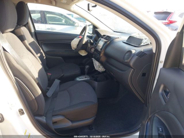 Mitsubishi Mirage Es Image 3